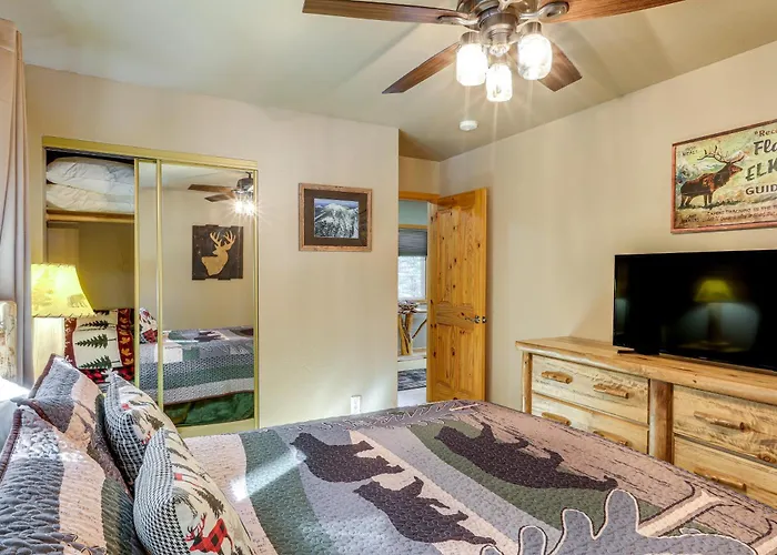 Holiday home Mountain Retreat In Flagstaff's Kachina Village! Mountainaire