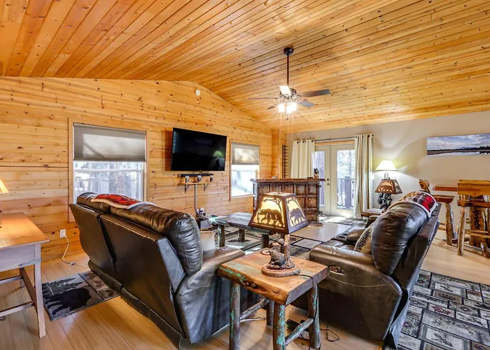 Holiday home Mountain Retreat In Flagstaff's Kachina Village!