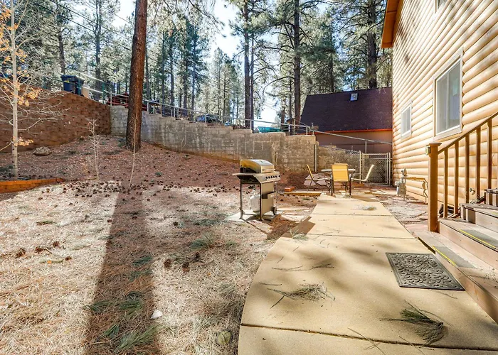 Mountain Retreat In Flagstaff's Kachina Village! Holiday home