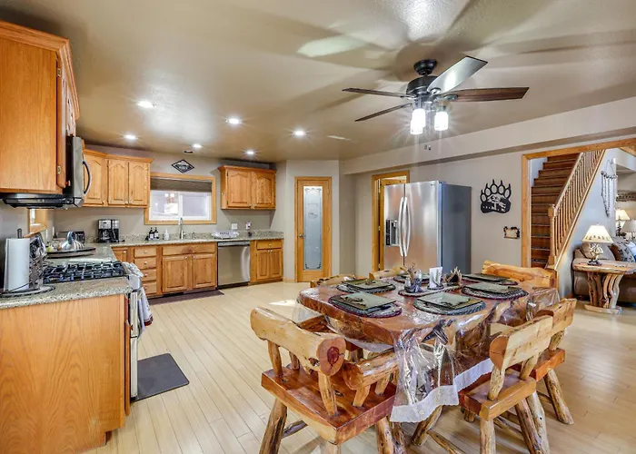 Holiday home Mountain Retreat In Flagstaff's Kachina Village! *